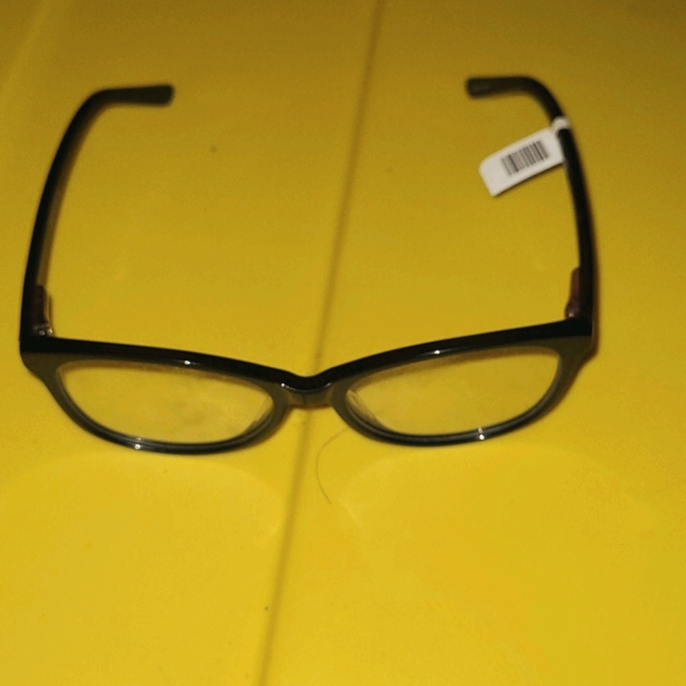 Woman's glasses frrames
